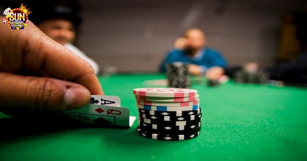 Kinh Nghiệm Chơi Bài Xì Tố Sun52 Đánh Bại Mọi Đối Thủ Mạnh 5 Cách nhận biết đối thủ có bài mạnh hay đang chơi tâm lý?