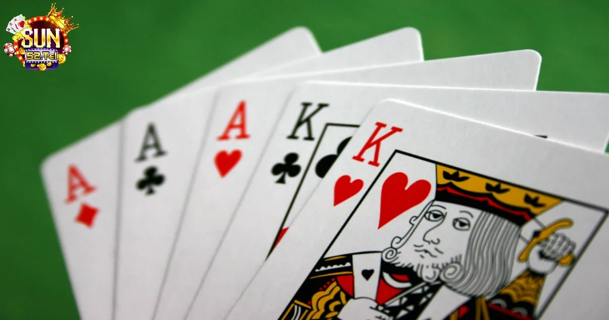 Tìm hiểu thứ tự bài Poker từ mạnh đến yếu